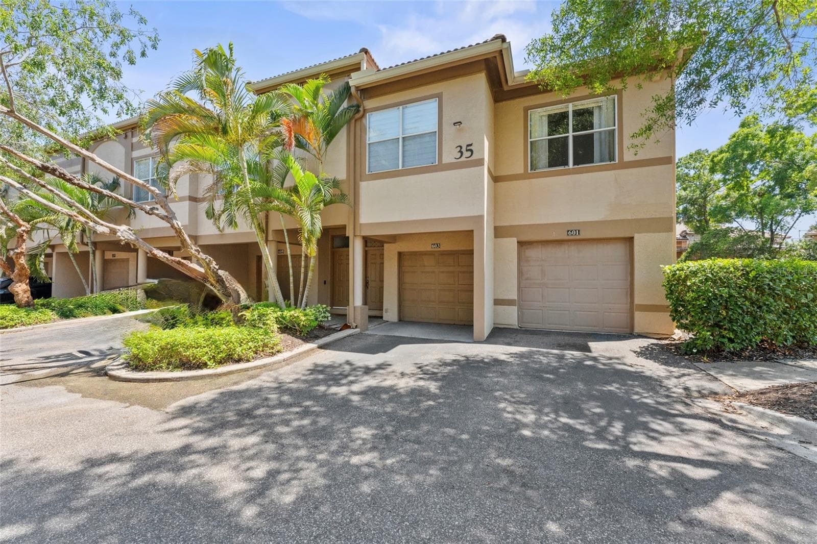 603 Arbor Lake Ln photo 2