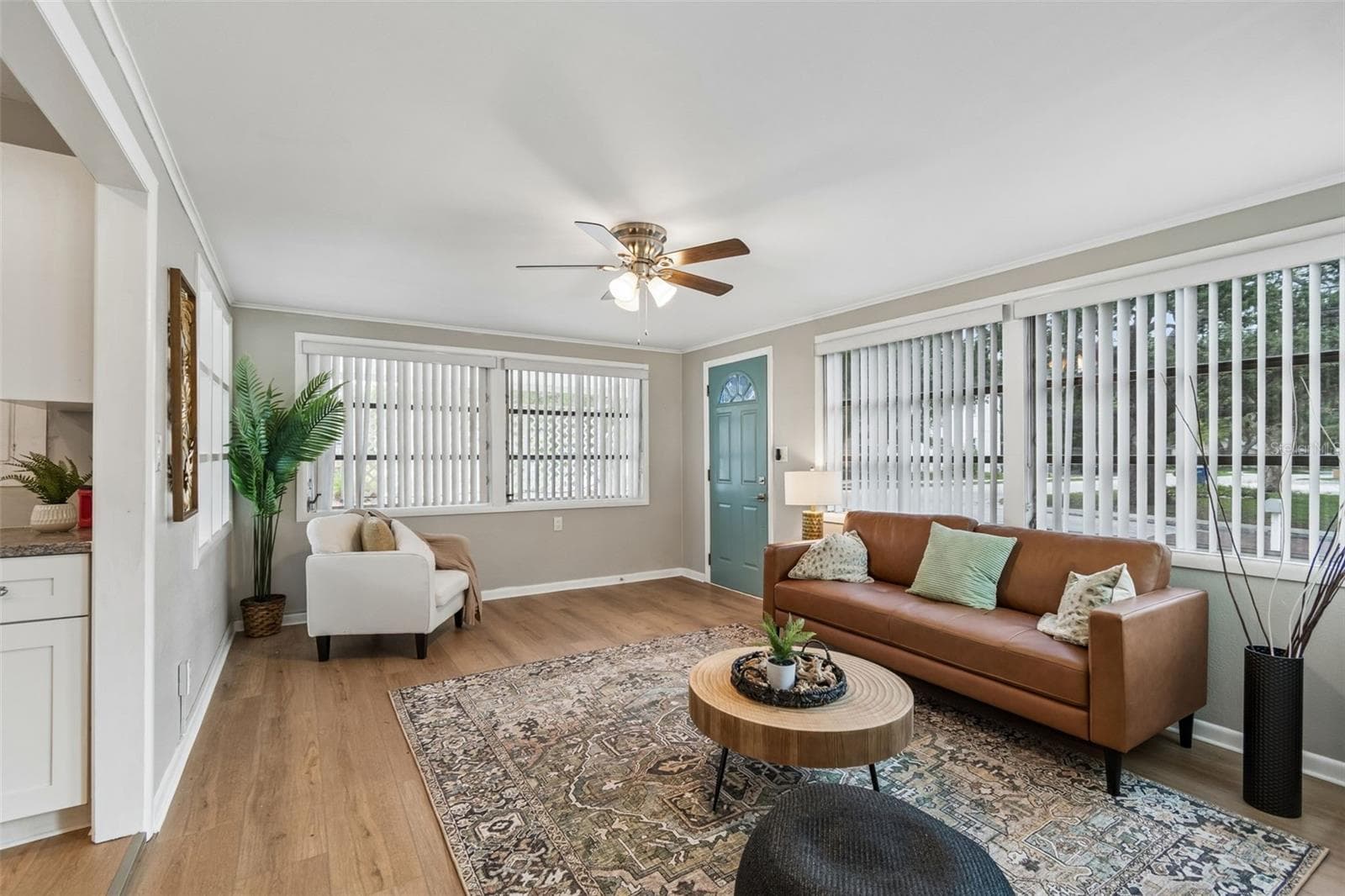 1004 Washington Ave photo 5