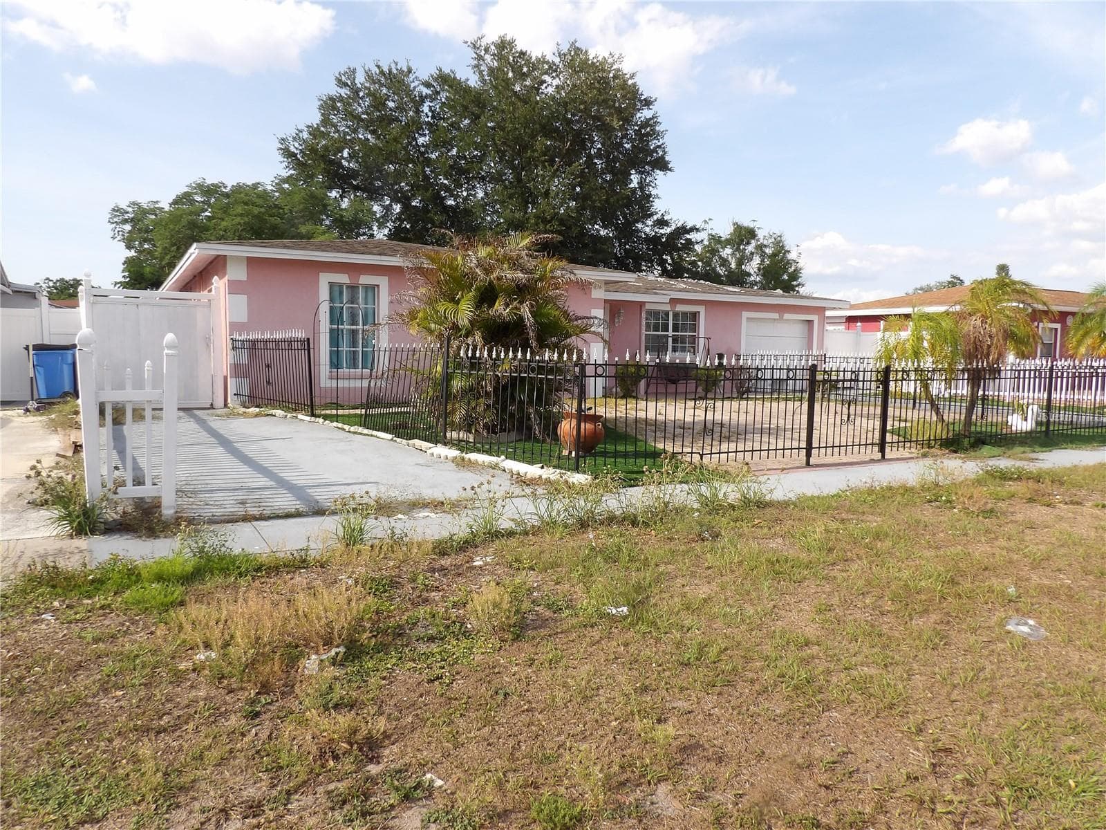 6521 W Hanna Ave photo 3