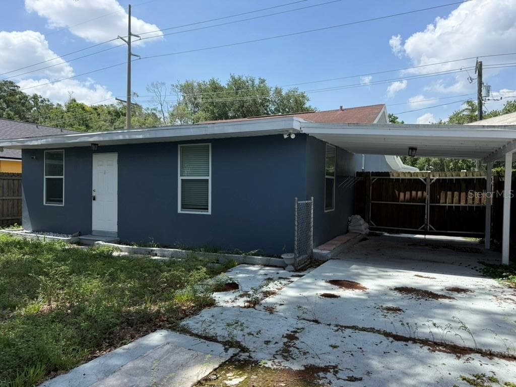 1512 W Kirby St photo 4
