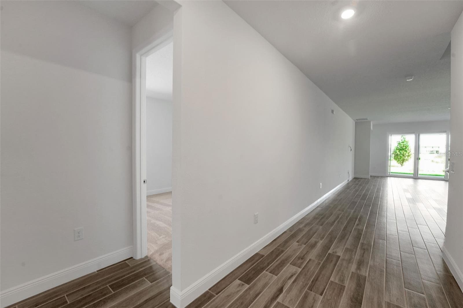 17546 Valleywood Pkwy photo 4
