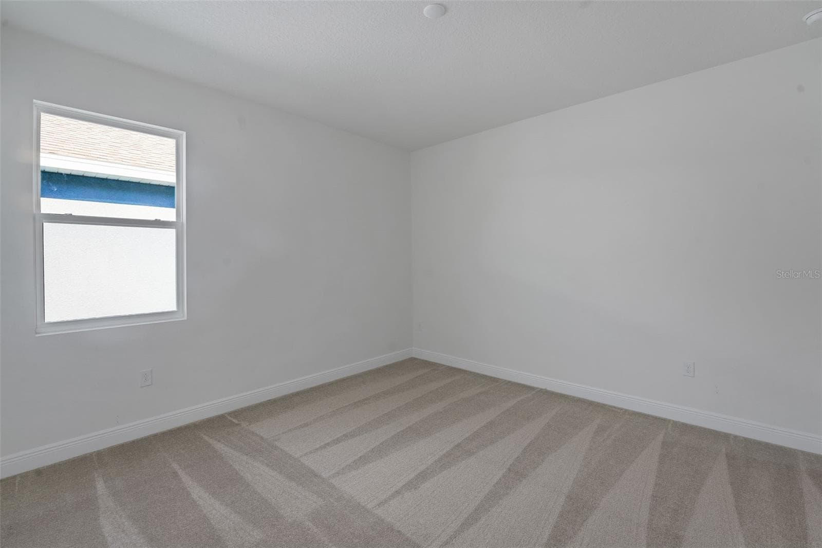 17546 Valleywood Pkwy photo 5