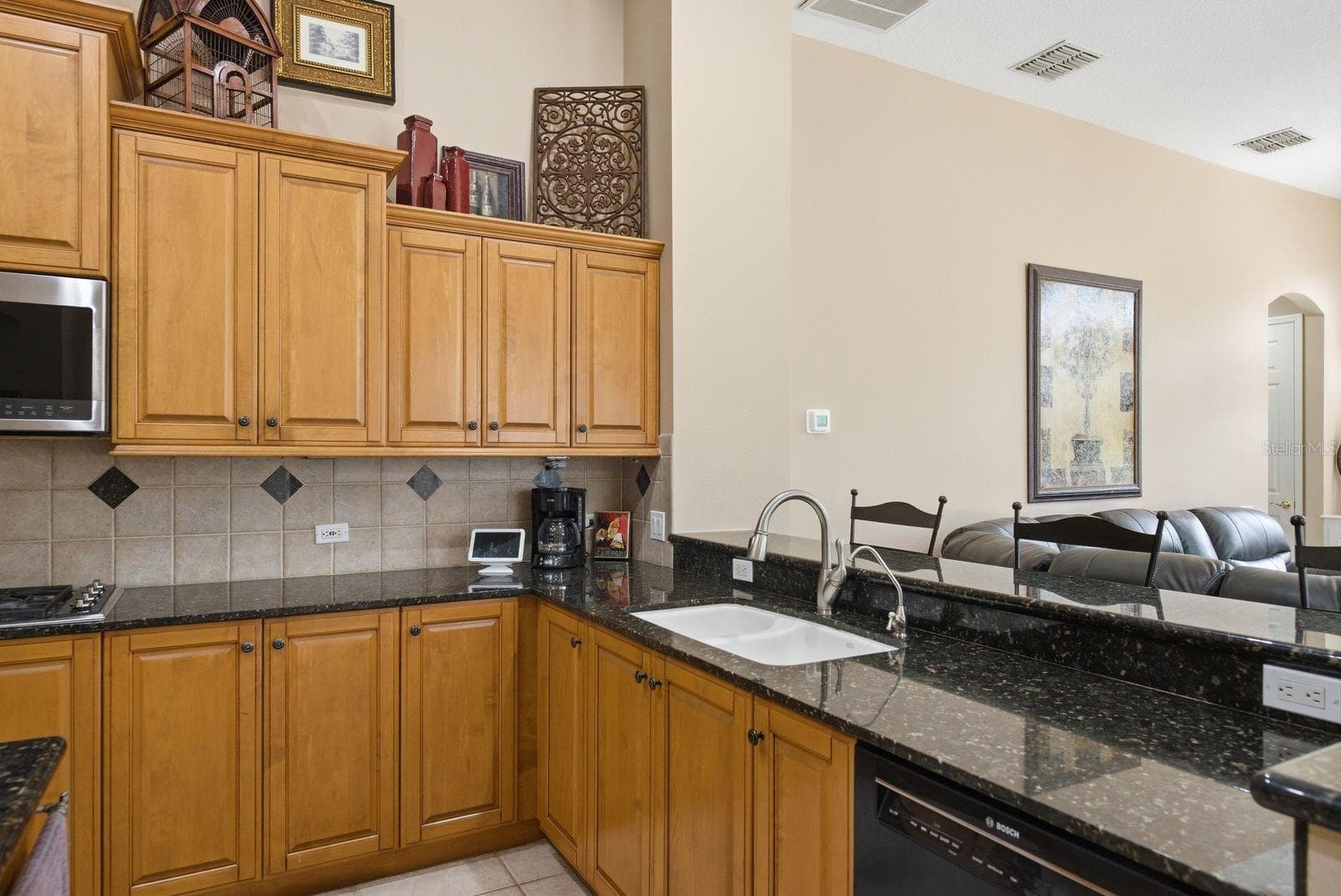 5442 Millbrook Way photo 5