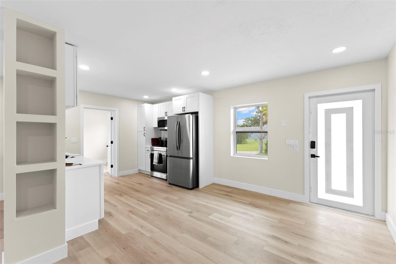4430 Carson St NE photo 5