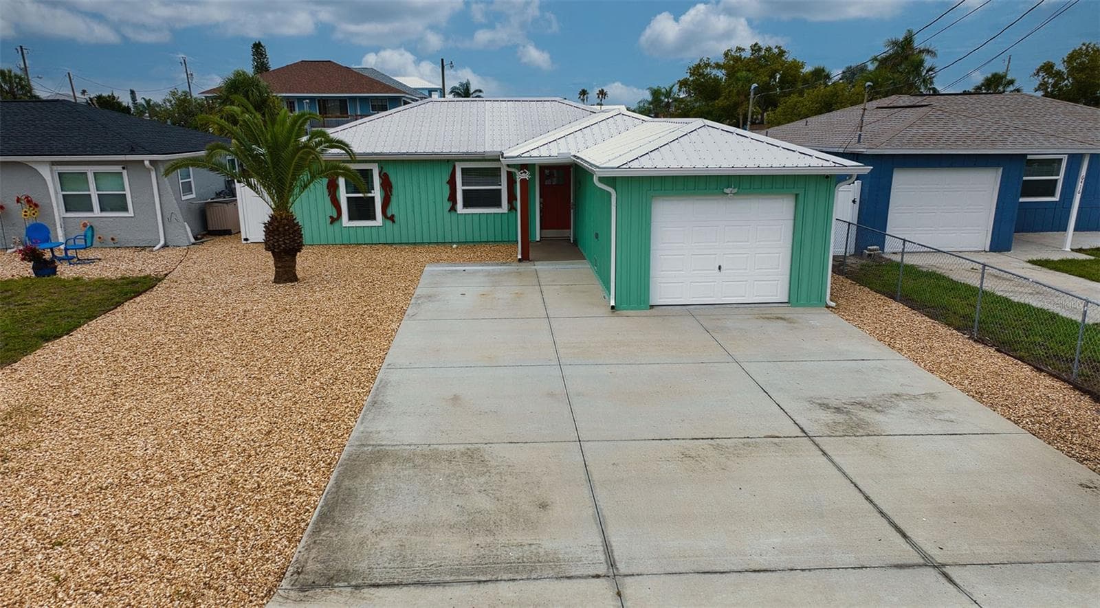 6420 Boatyard Dr photo 3