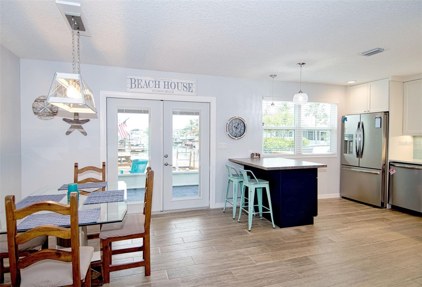 6420 Boatyard Dr photo 4