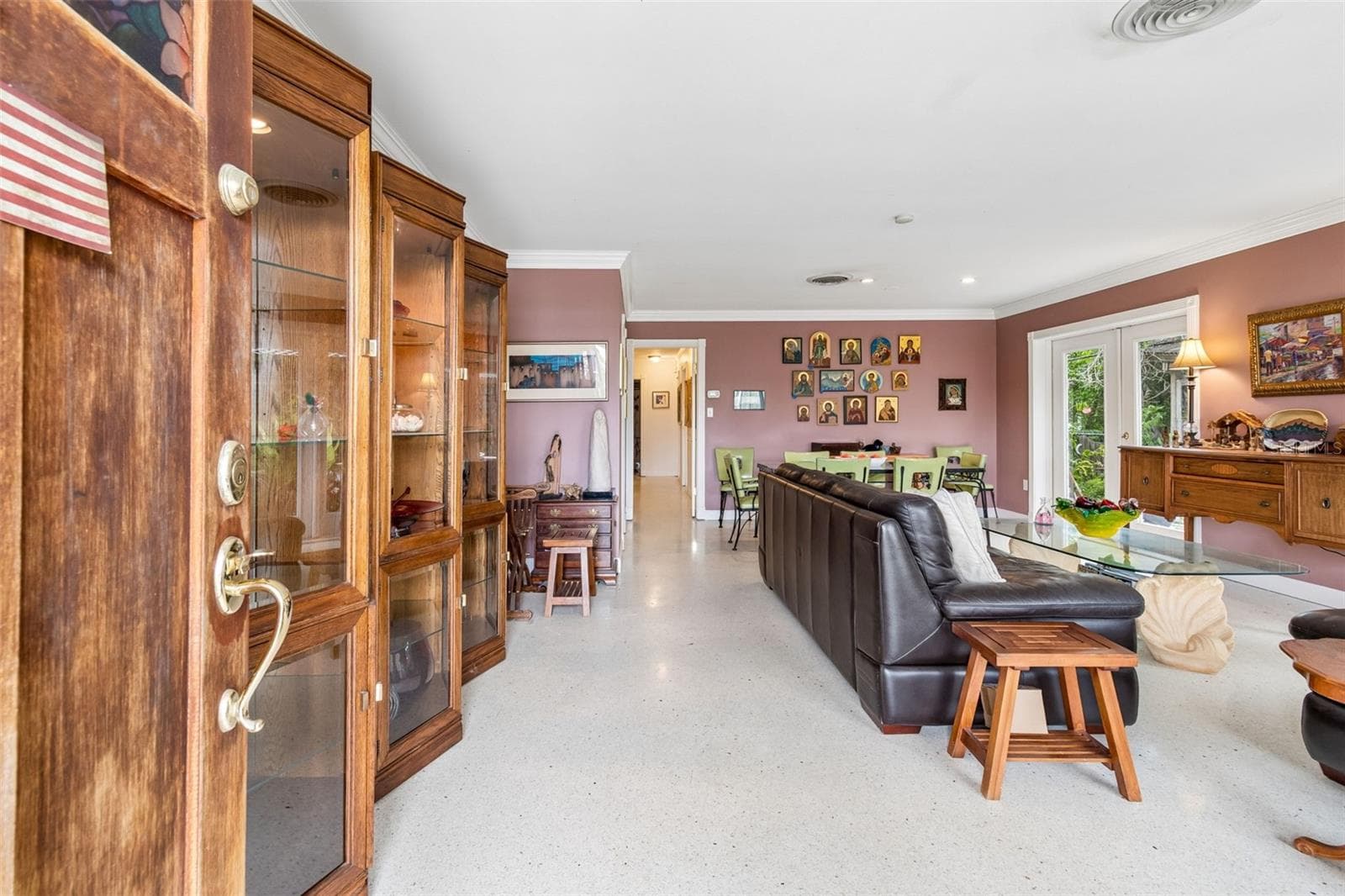 159 Biscayne Ave photo 3