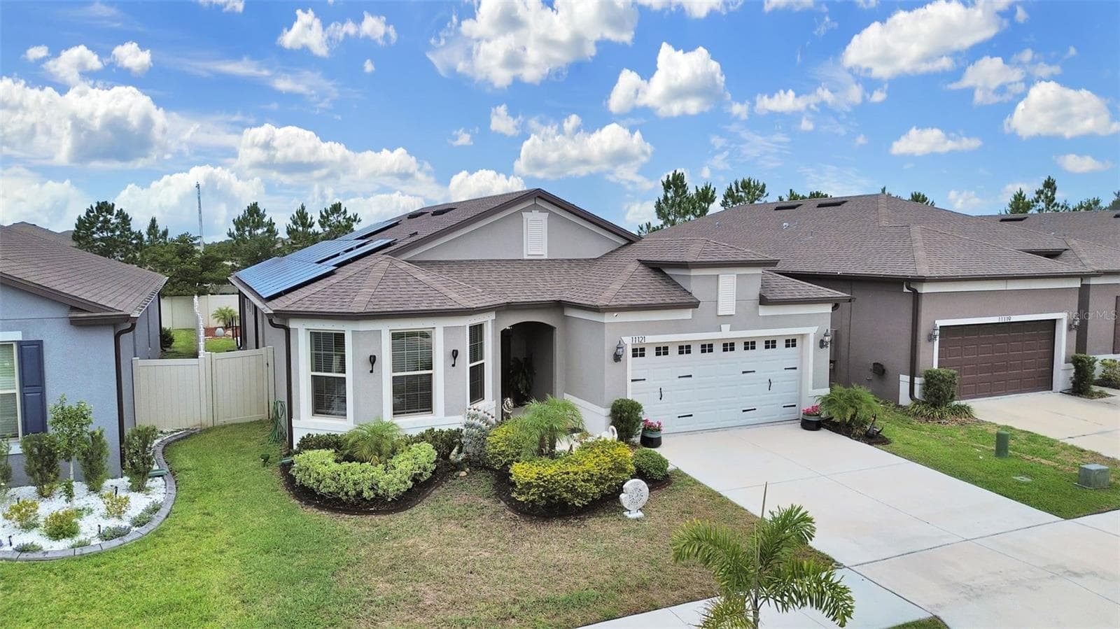 11121 Green Harvest Dr photo 2