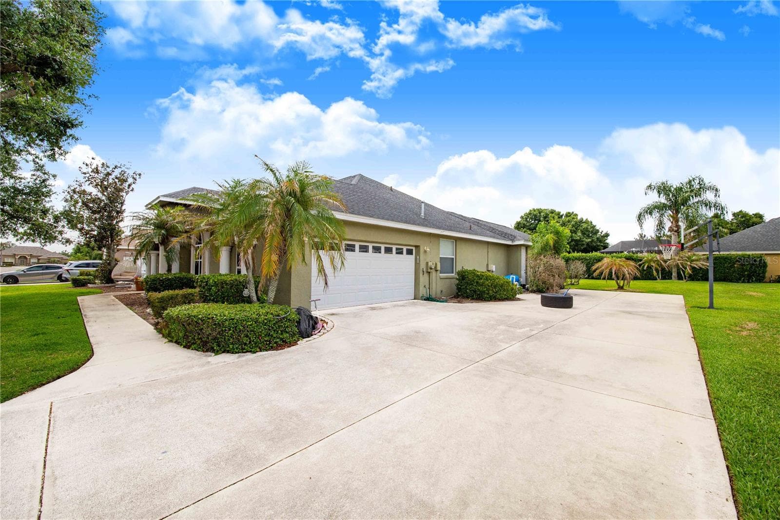 445 Talamone Dr photo 2