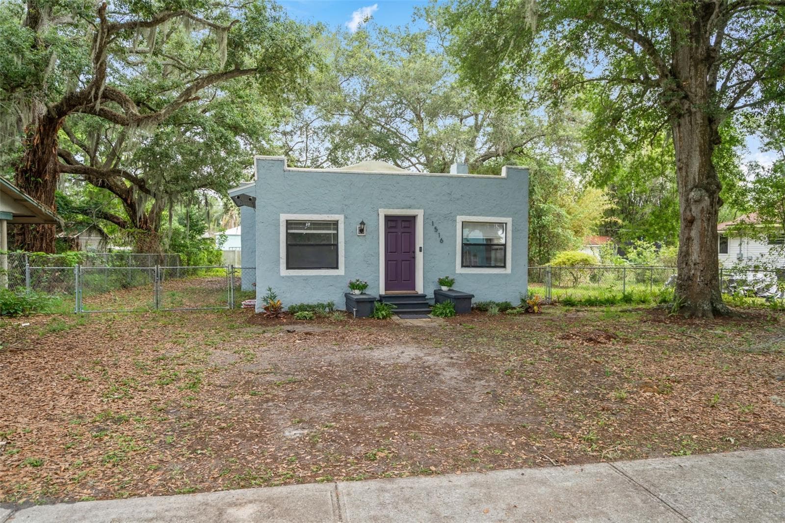 1516 E Elm Rd photo 3