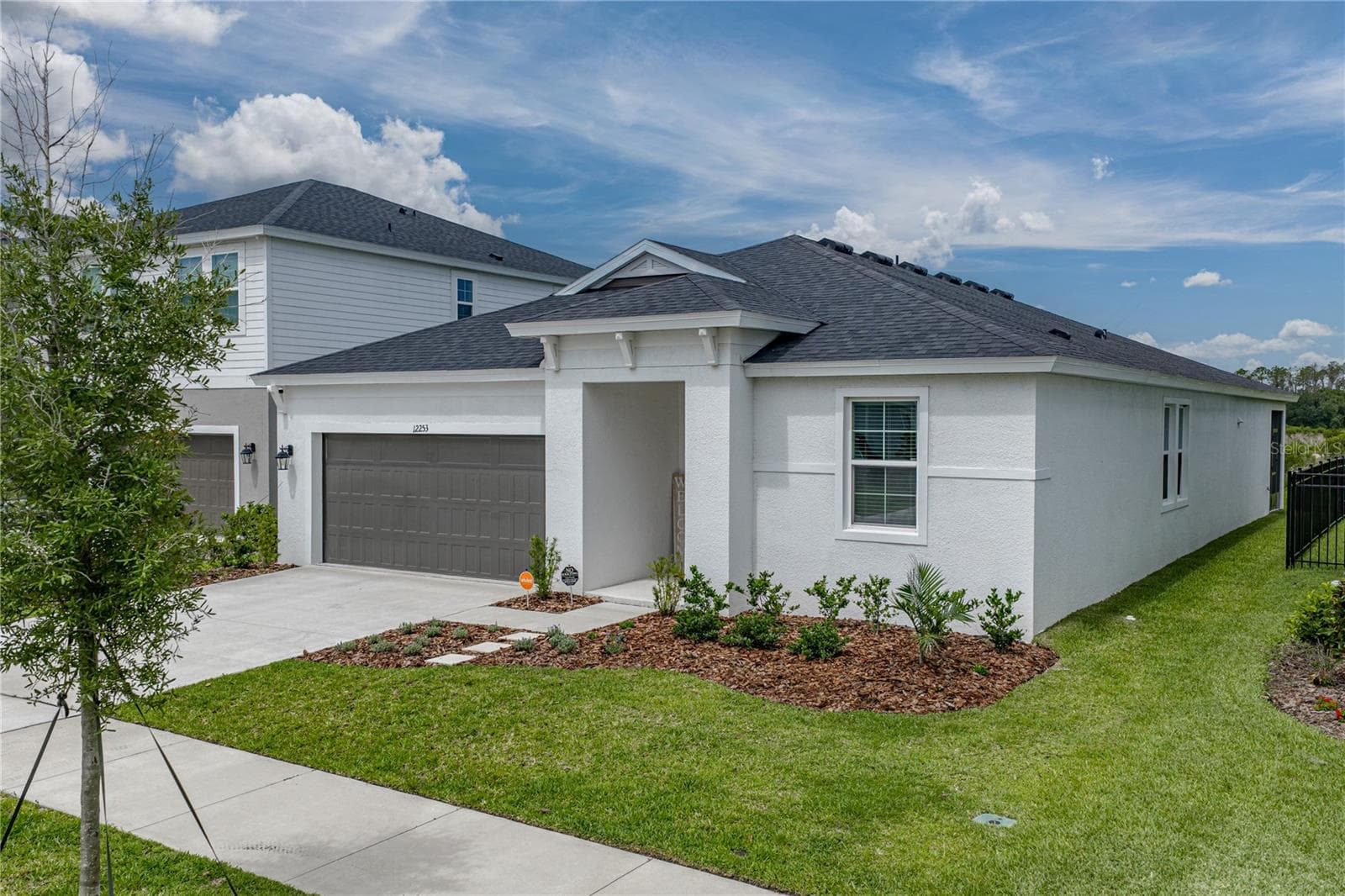 12253 Cattleside Dr photo 3