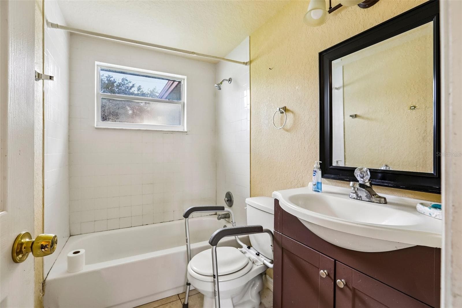 4128 Baden Dr photo 5