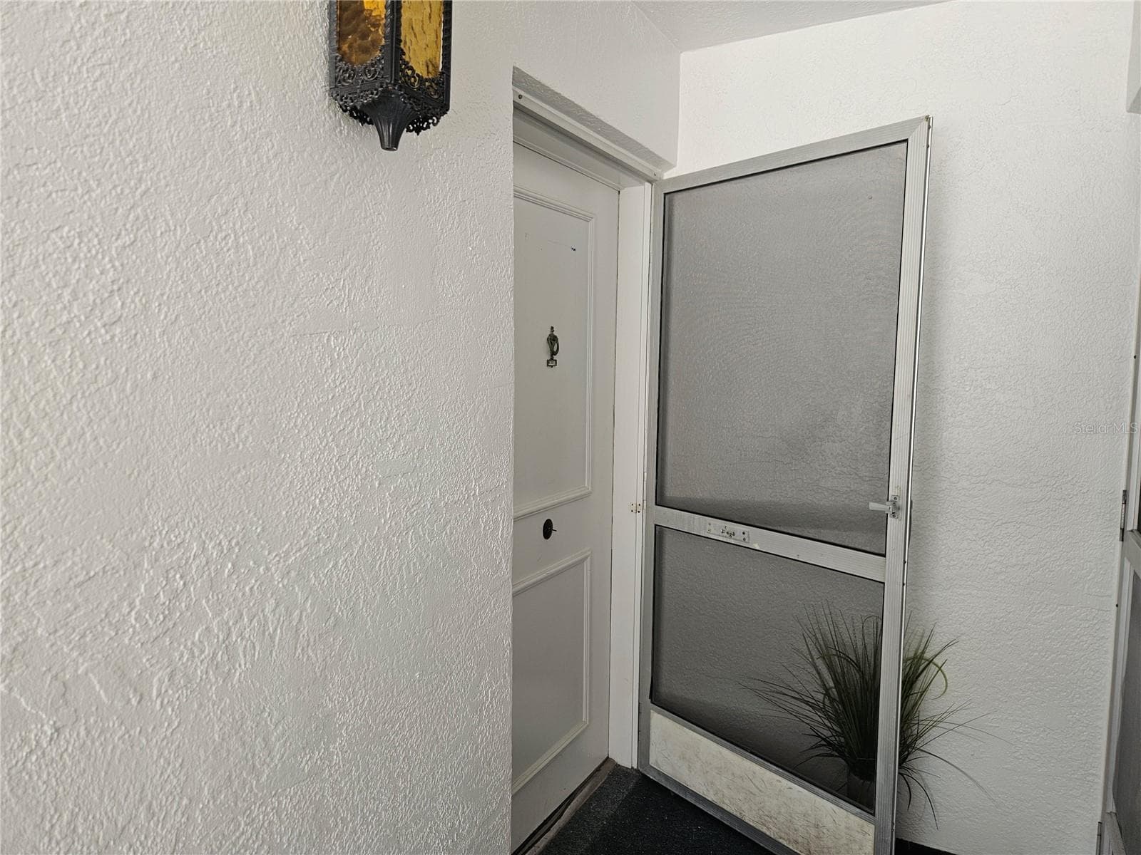 1655 S Highland Ave #B215 photo 4