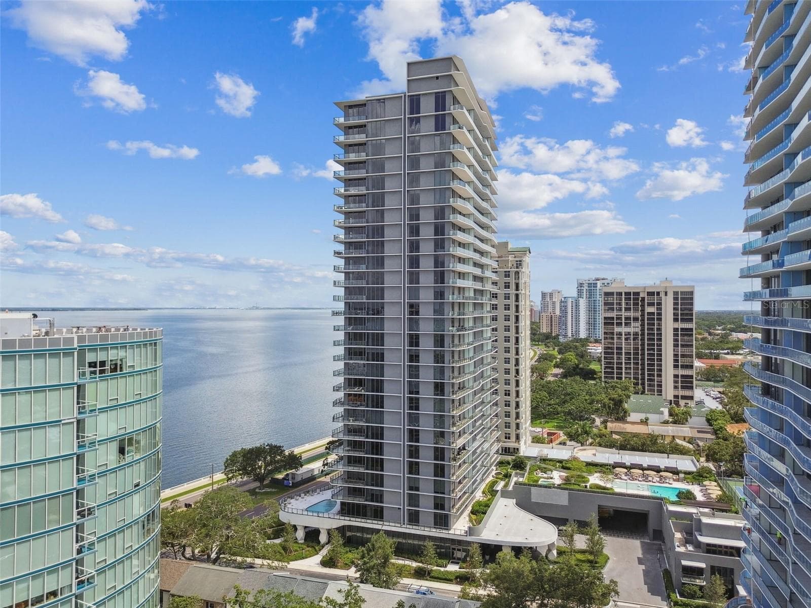 3101 Bayshore Blvd #1402 photo 2