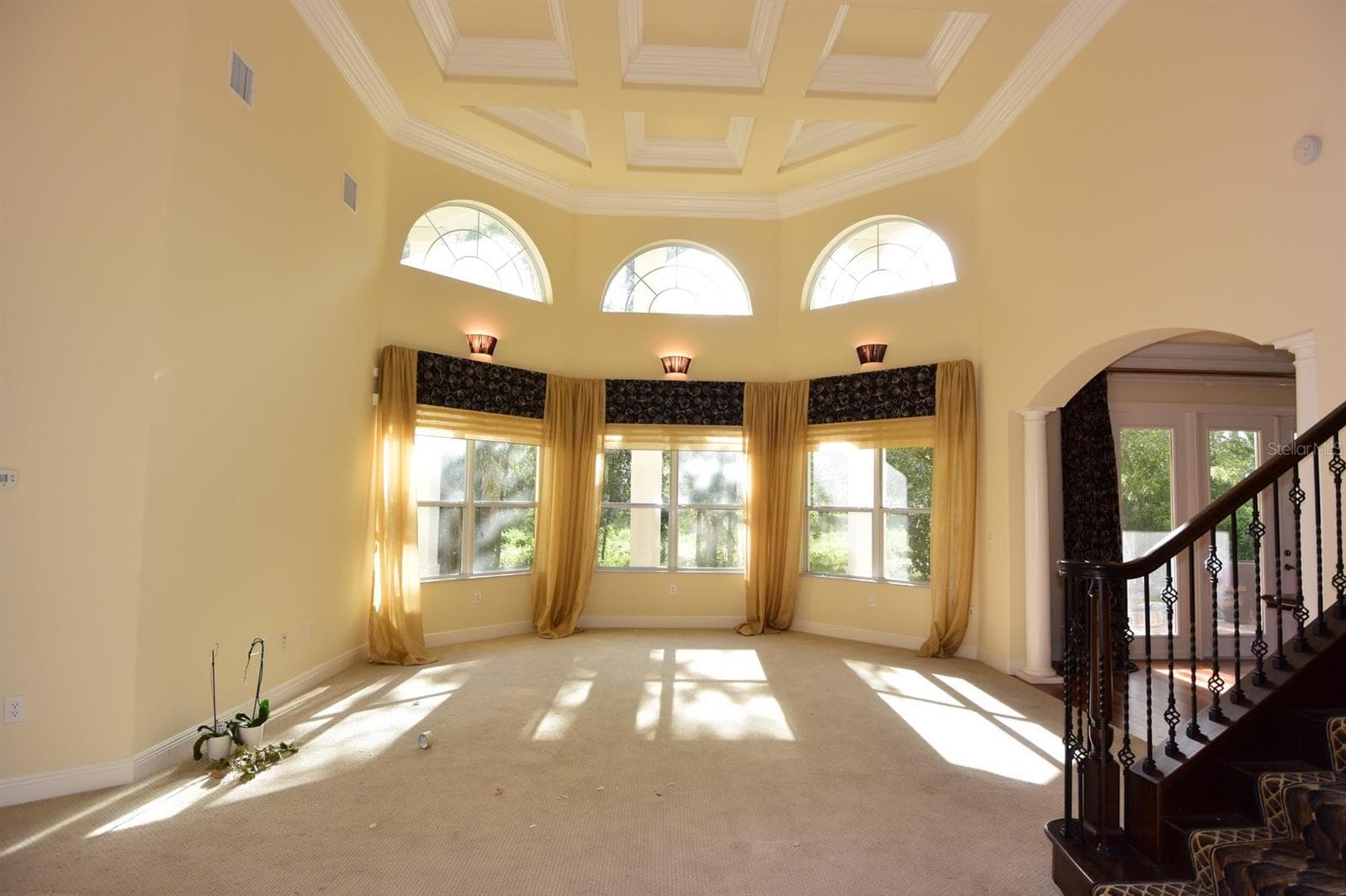 285 Woodstream Way photo 4