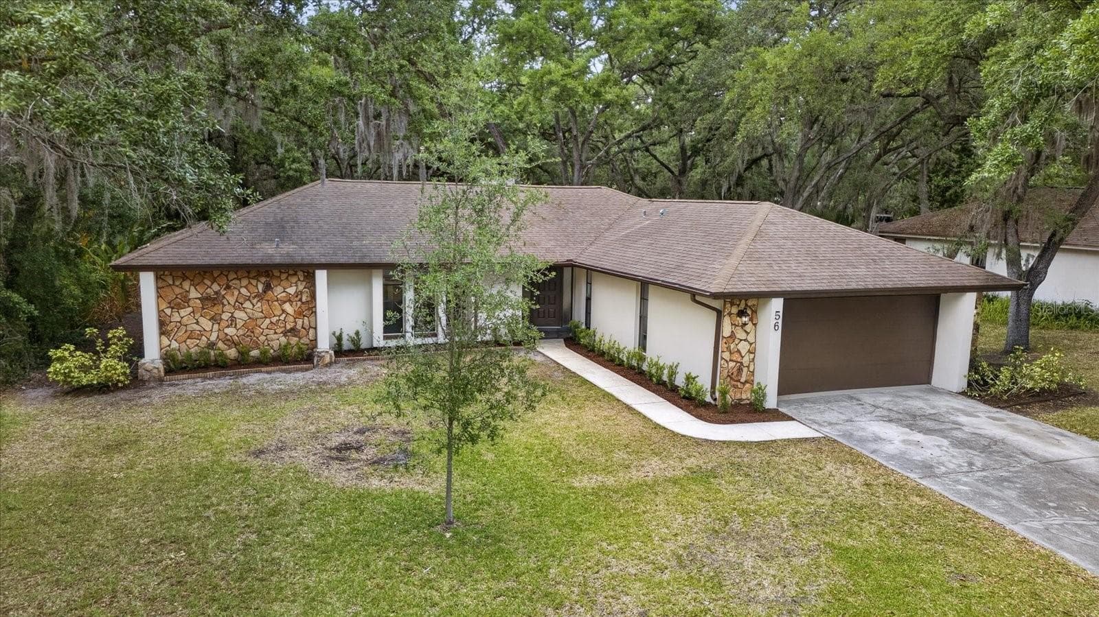 56 Bay Woods Dr photo 3