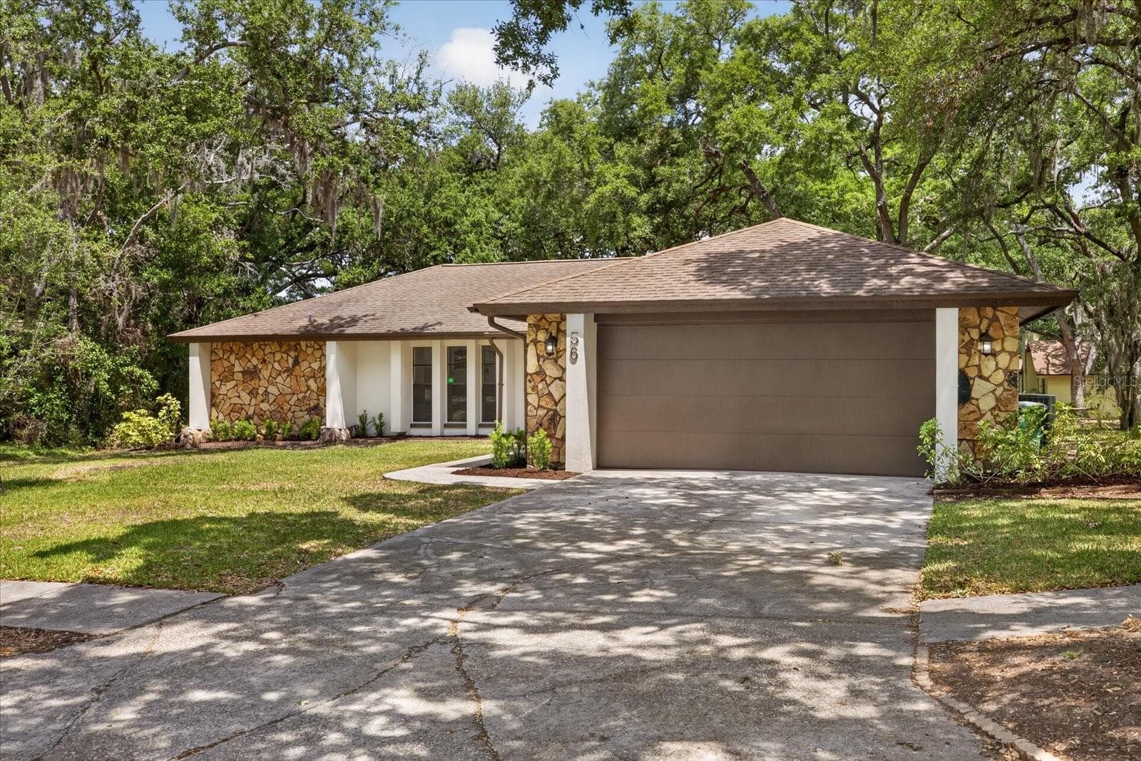 56 Bay Woods Dr photo 4