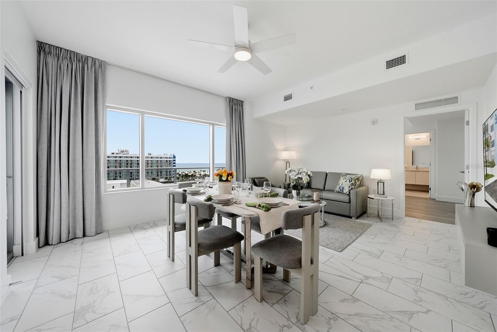 411 E Shore Dr #403 photo 3