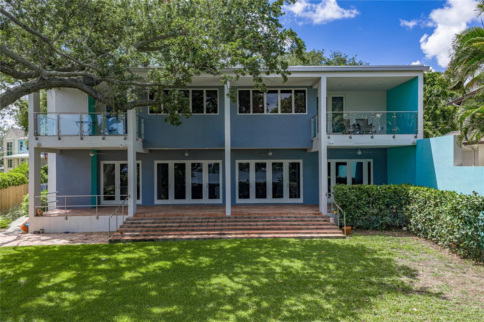 838 Monterey Blvd NE photo 2