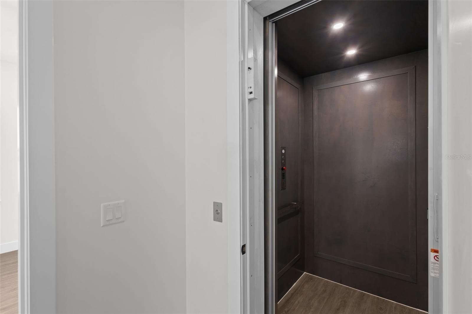 7414 Mako Dr photo 4