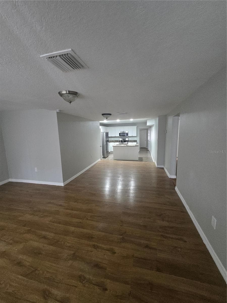 3905 E Osborne Ave photo 5
