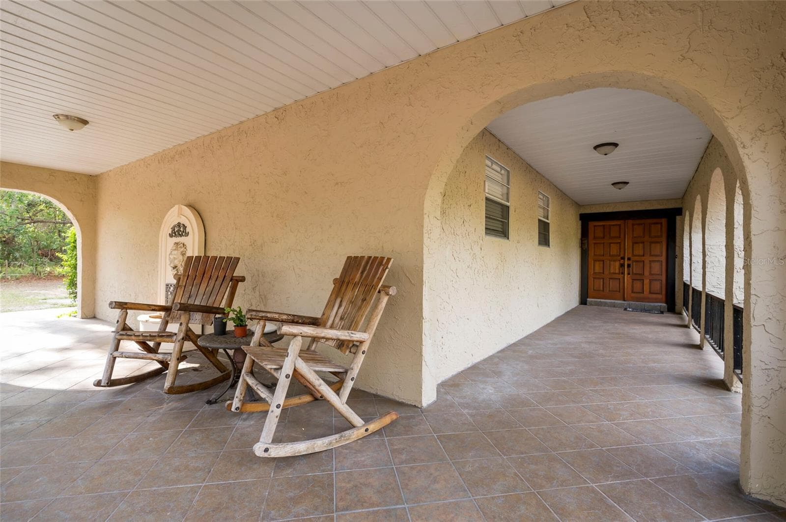 12311 Oakwood Dr photo 3