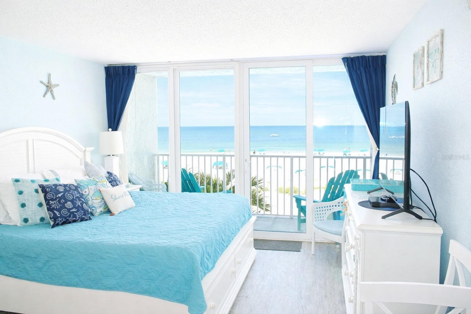 9980 Gulf Blvd #318 photo 3