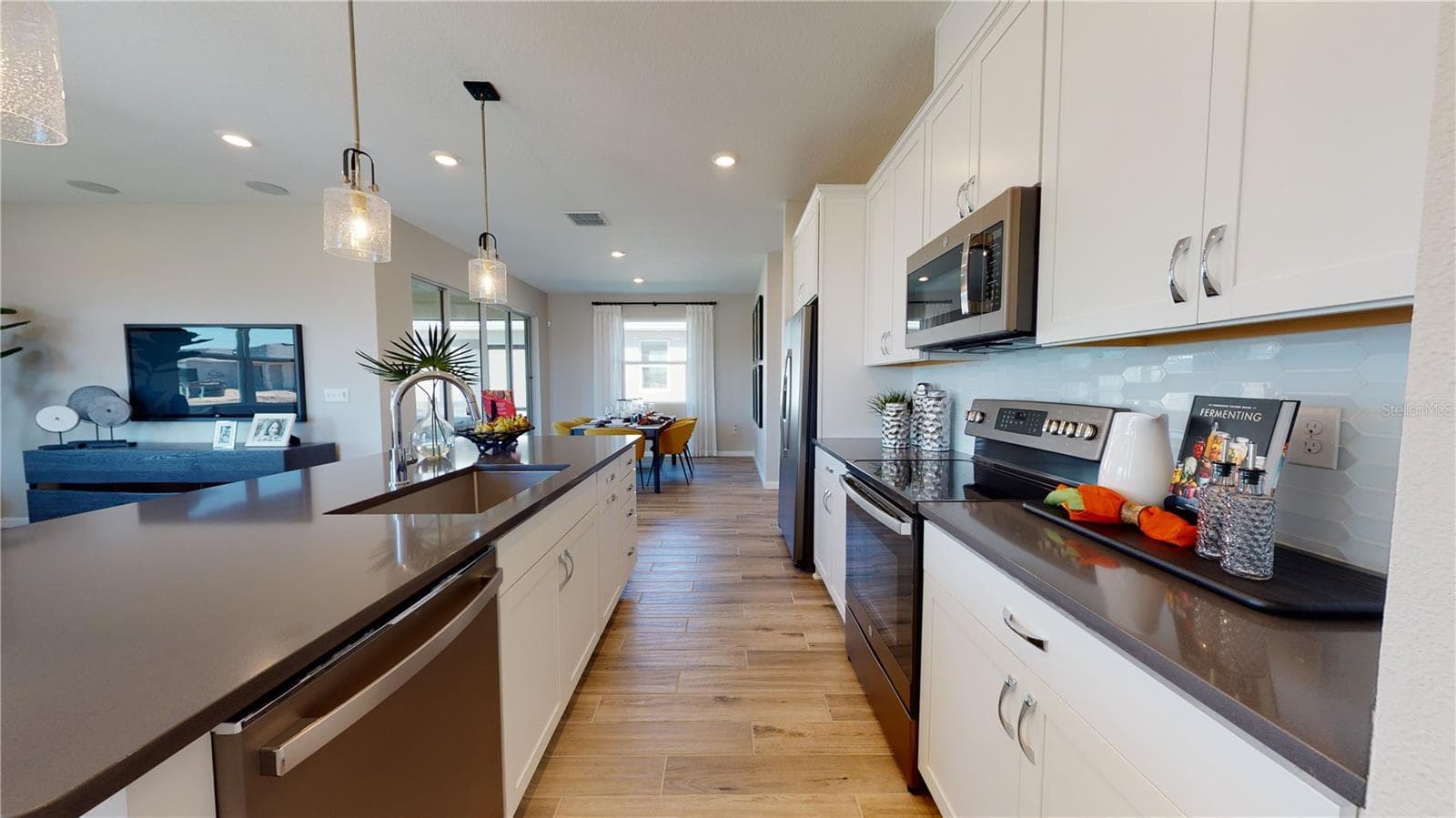 5311 Spring Maiden Cir photo 4