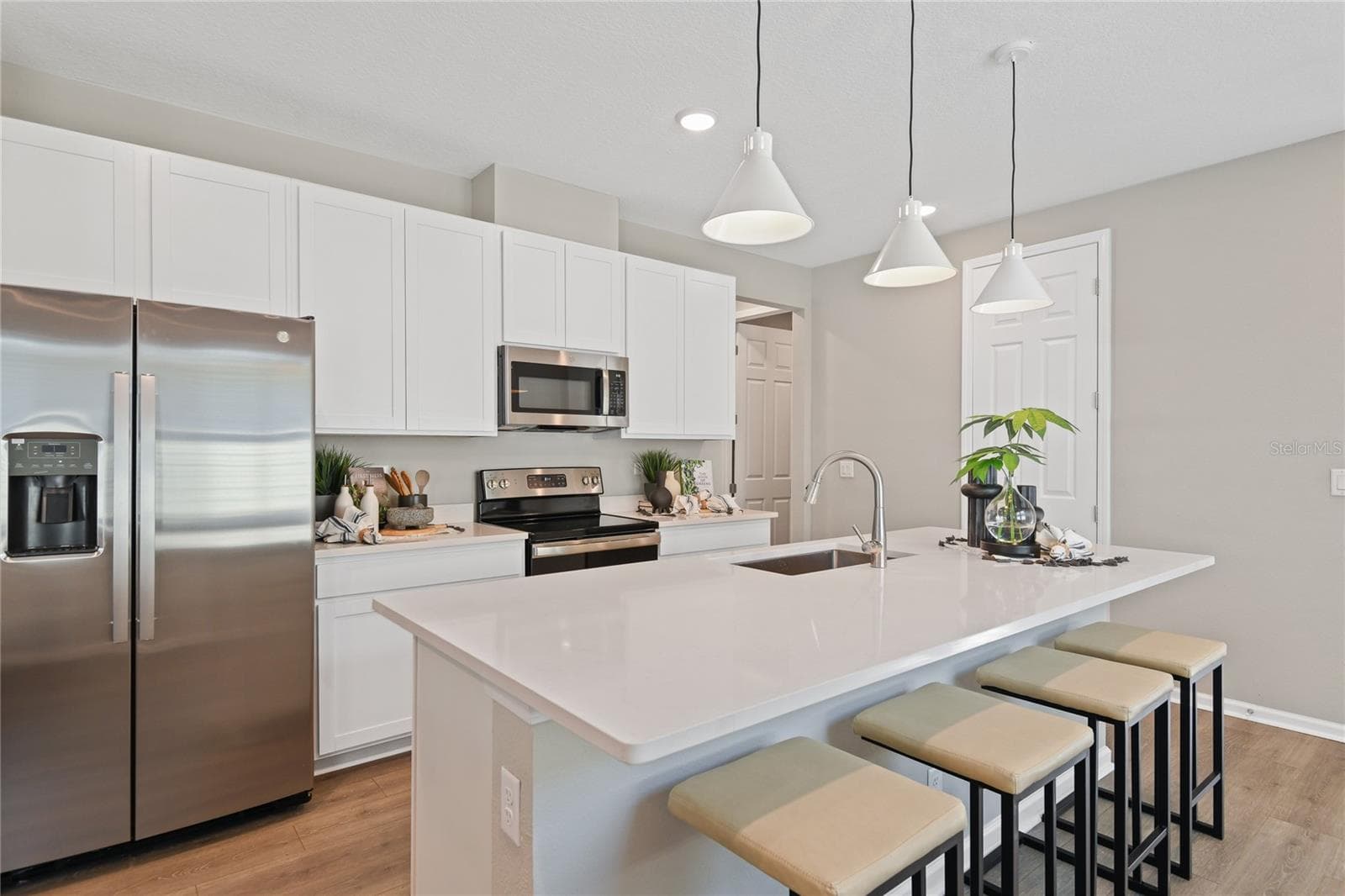 5862 Sunlit Bend Way photo 5