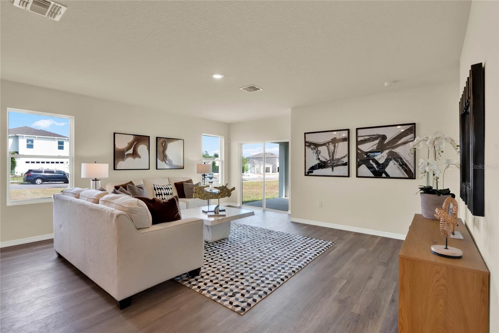 7833 Forrest Fox Way photo 4