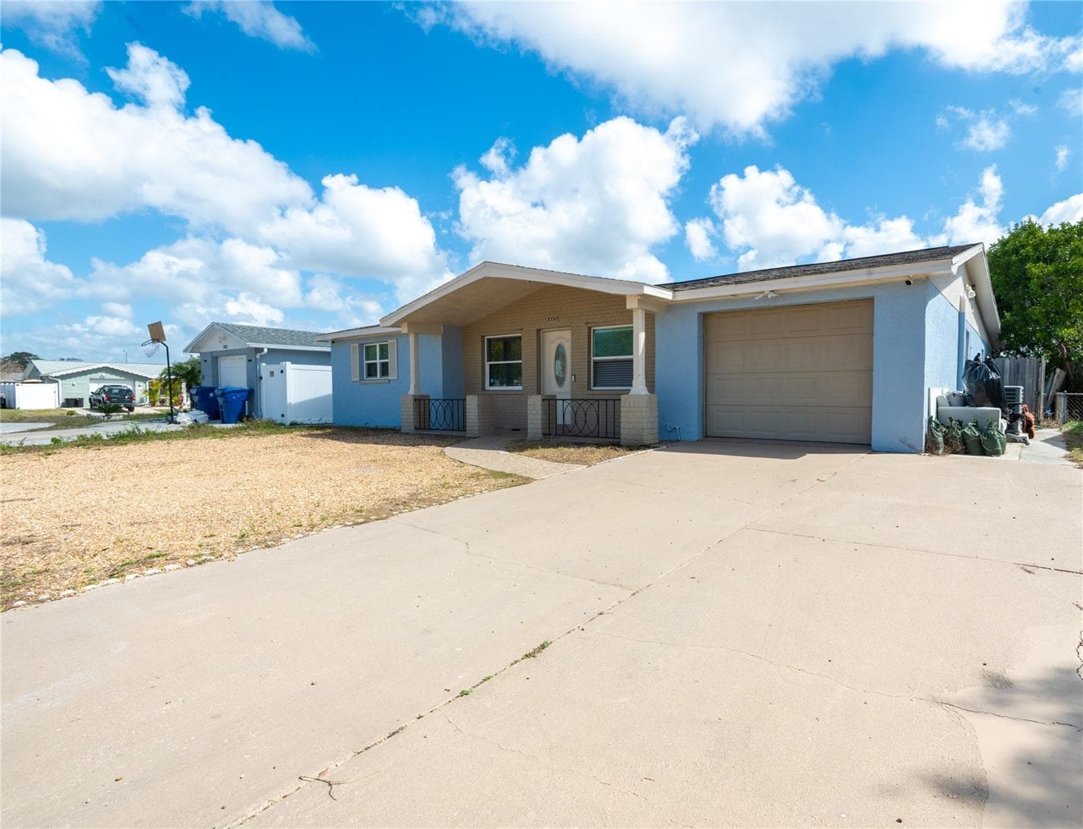 1050 Deal Ln photo 2
