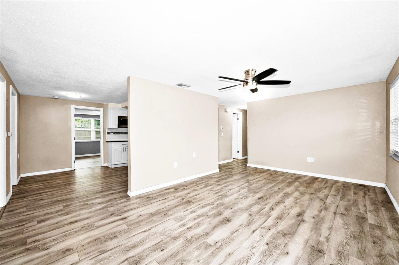 10910 Bridleton Rd photo 3
