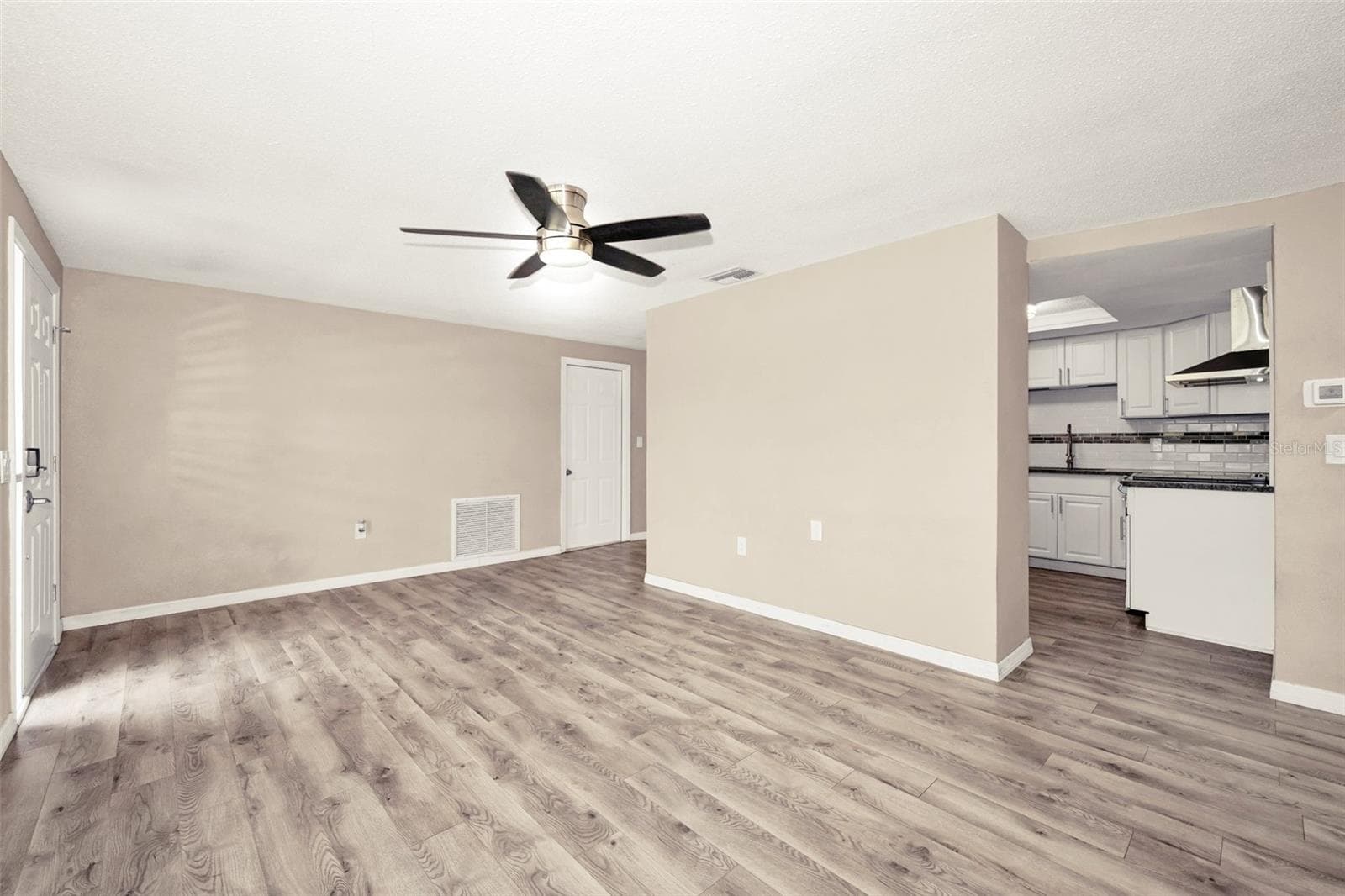 10910 Bridleton Rd photo 4