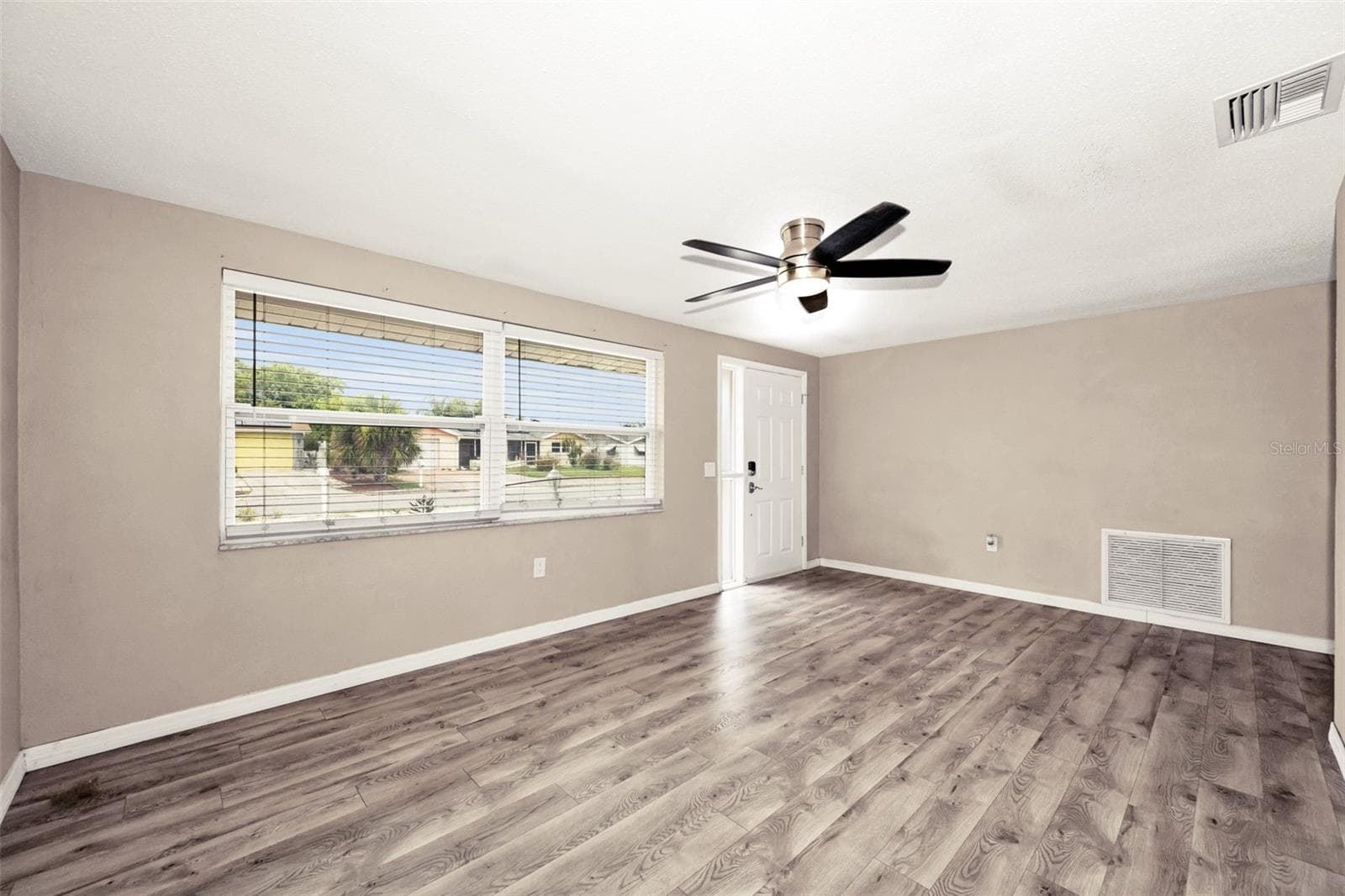10910 Bridleton Rd photo 5