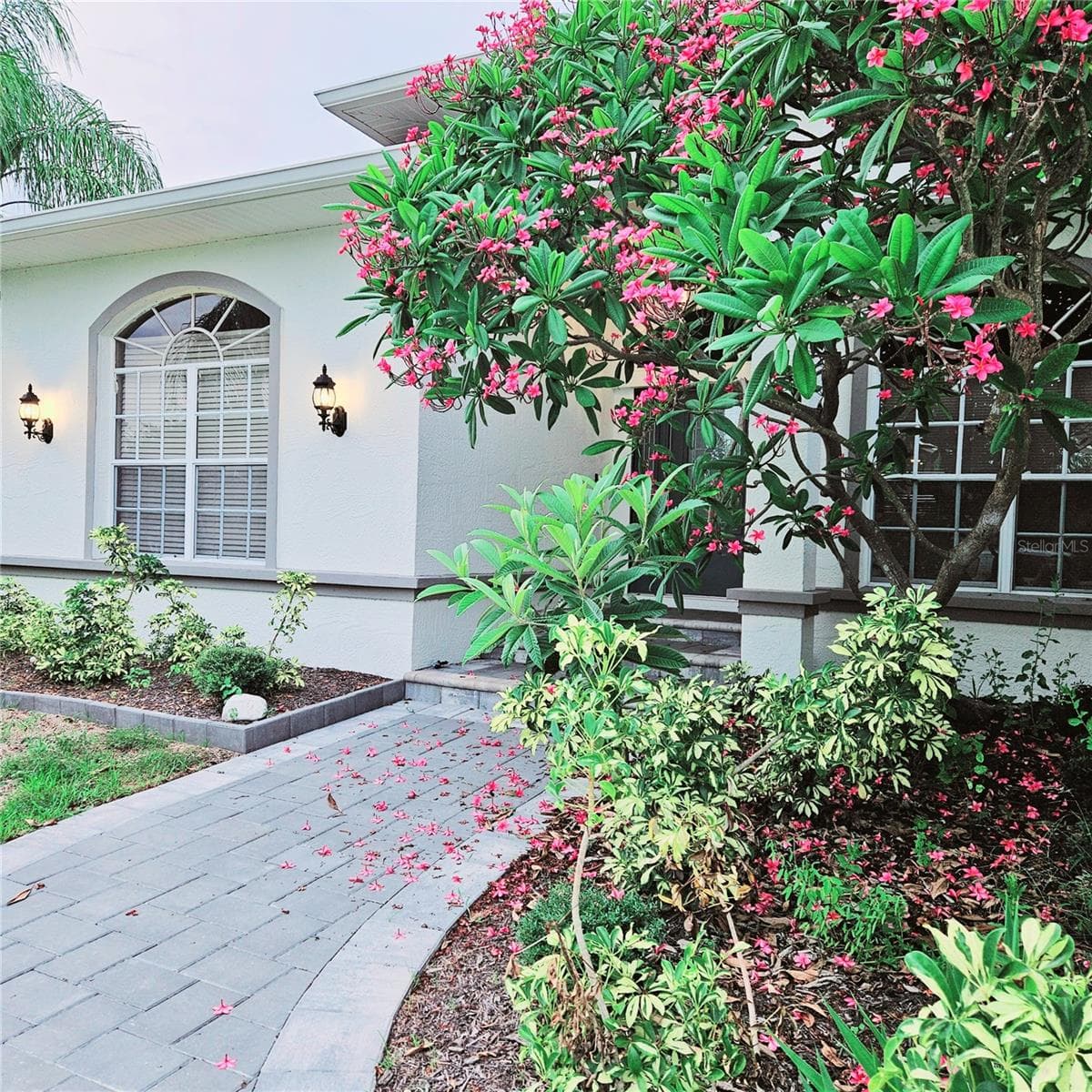 1415 Beach Club Ln photo 3