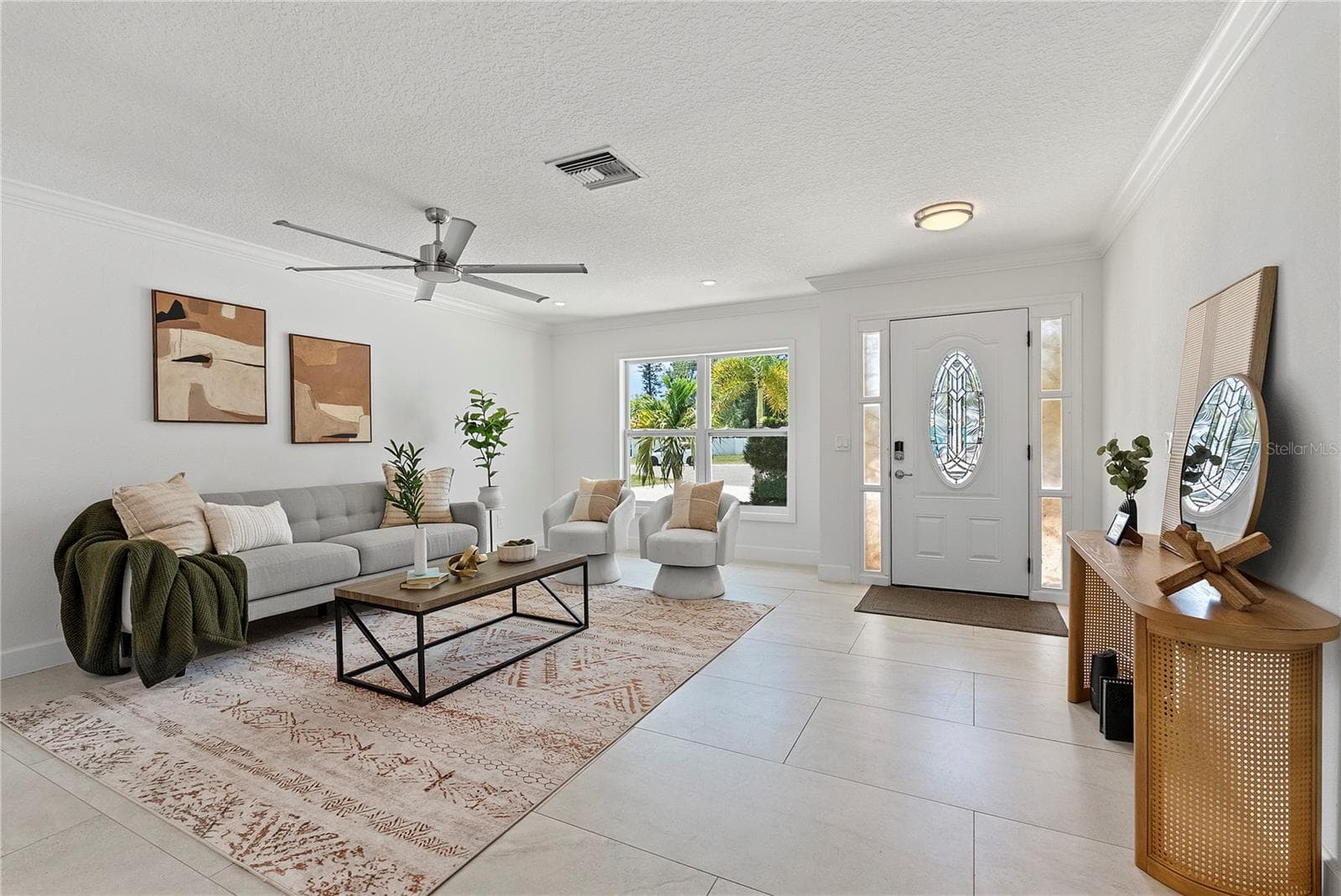 805 Leisey Cir photo 5