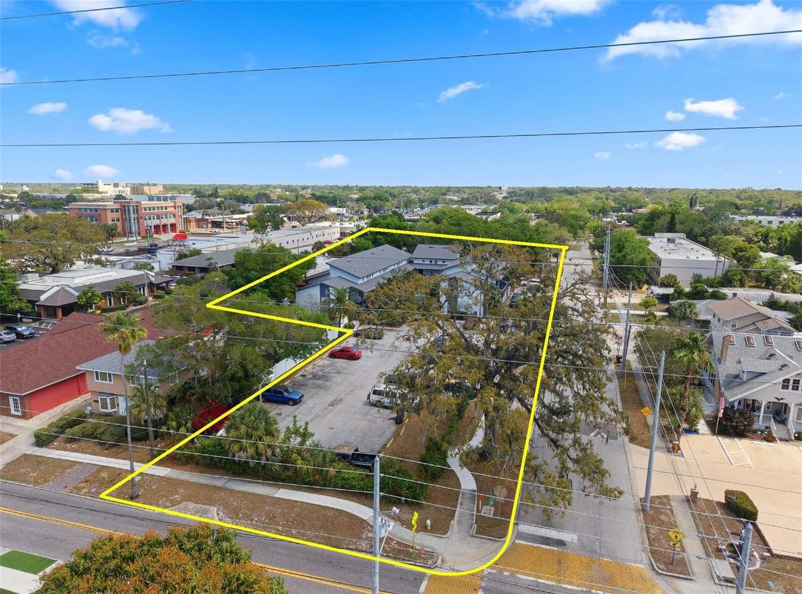 1100 Turner St photo 2