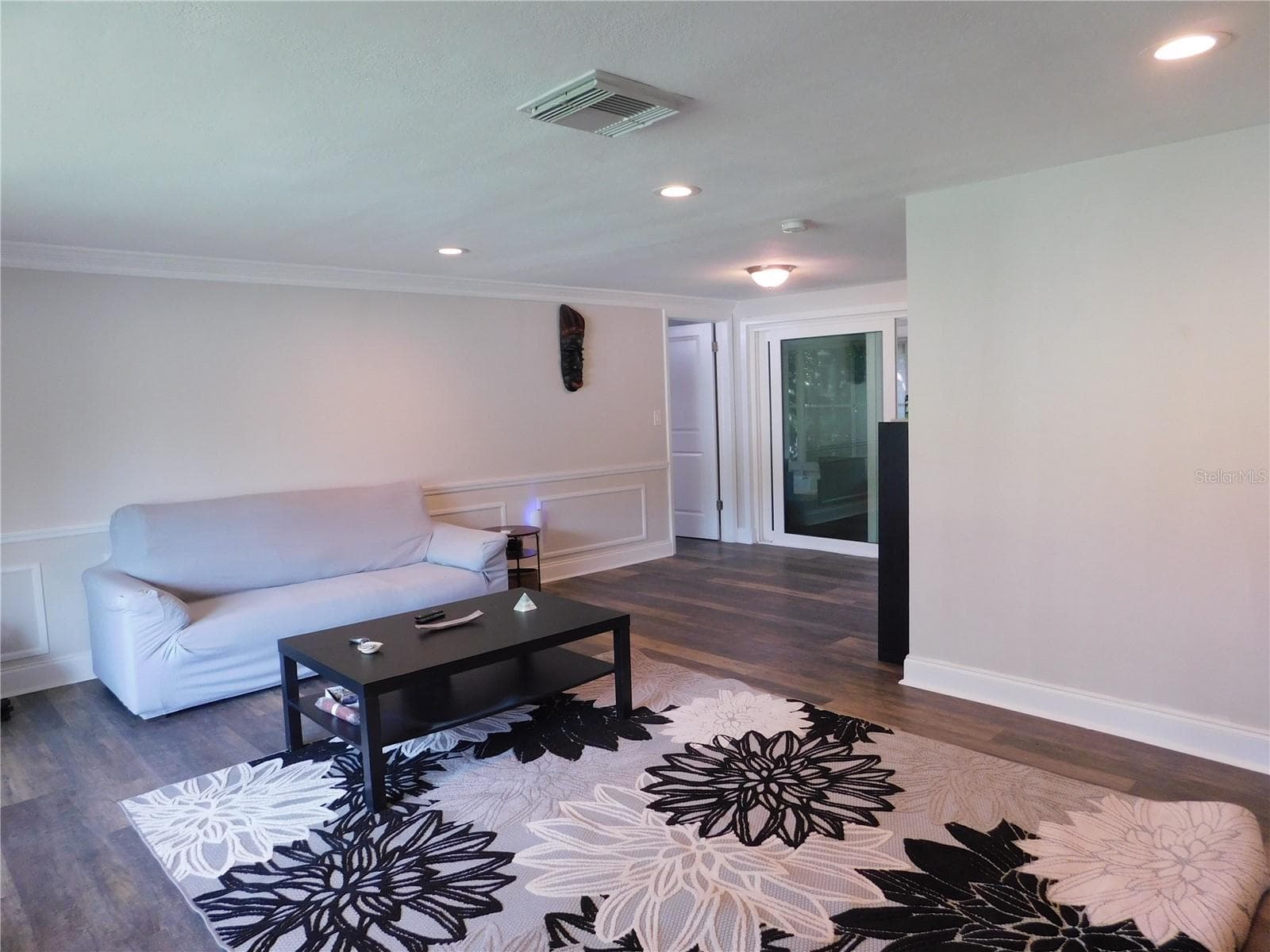 8020 Hunters Whip Row photo 4