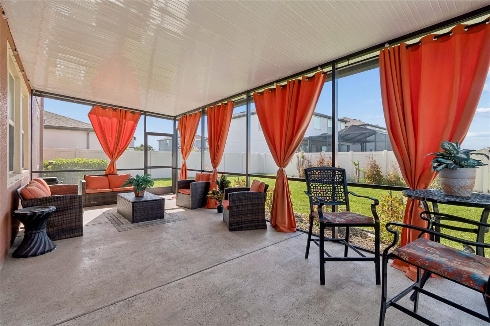 11804 Bluegrass Field CT photo 4