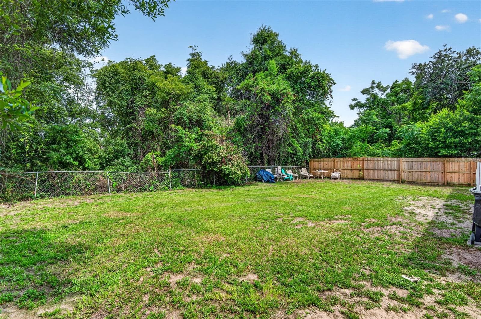 14002 Morgan St photo 4