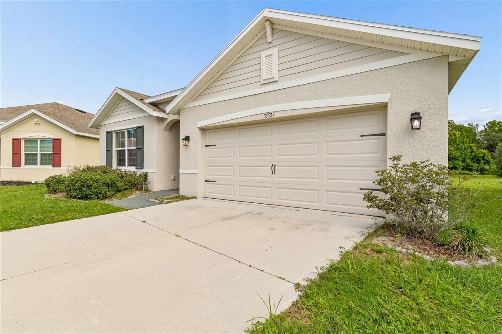 35525 Stella Vast Dr photo 3