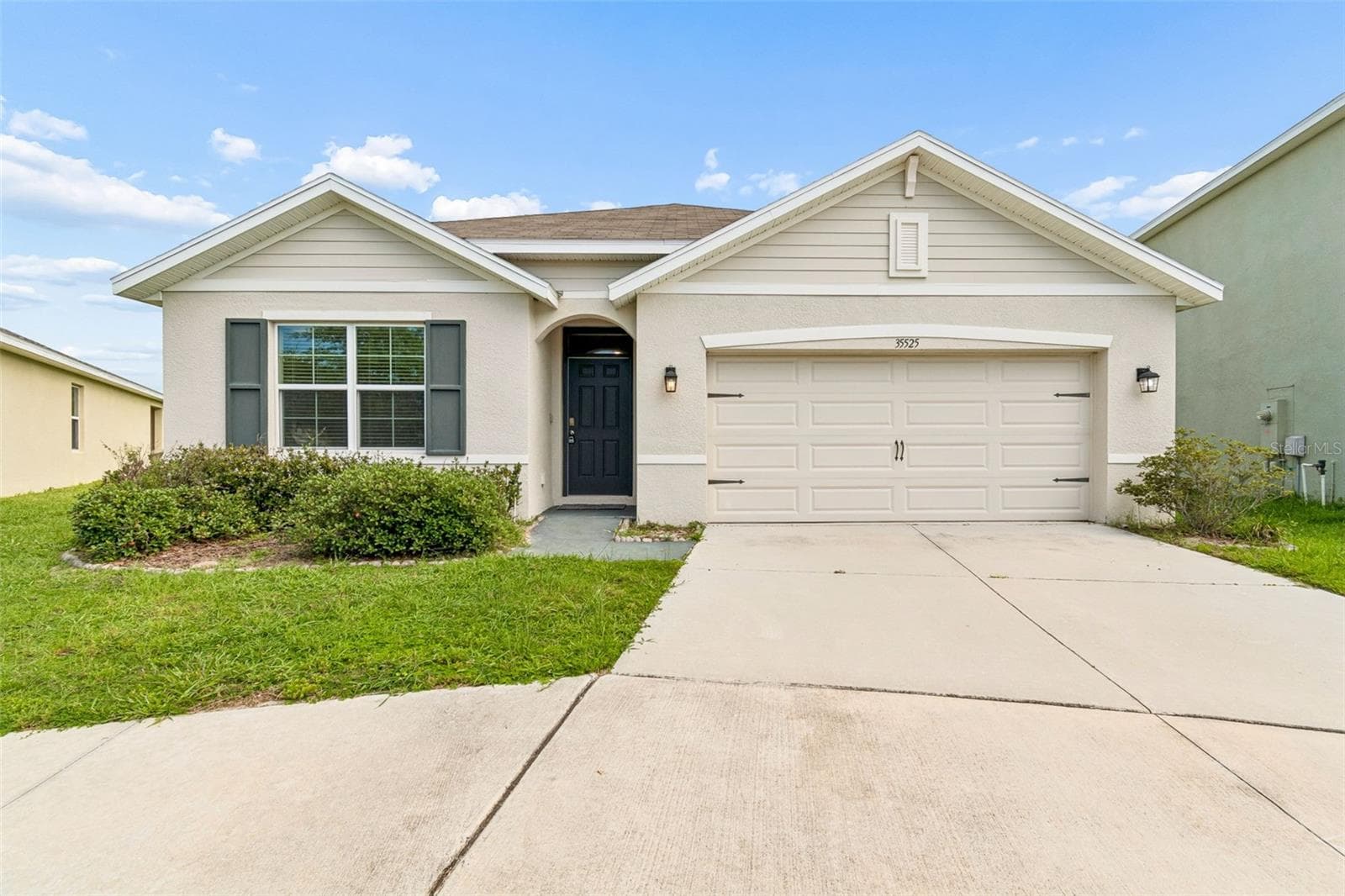 35525 Stella Vast Dr photo 4