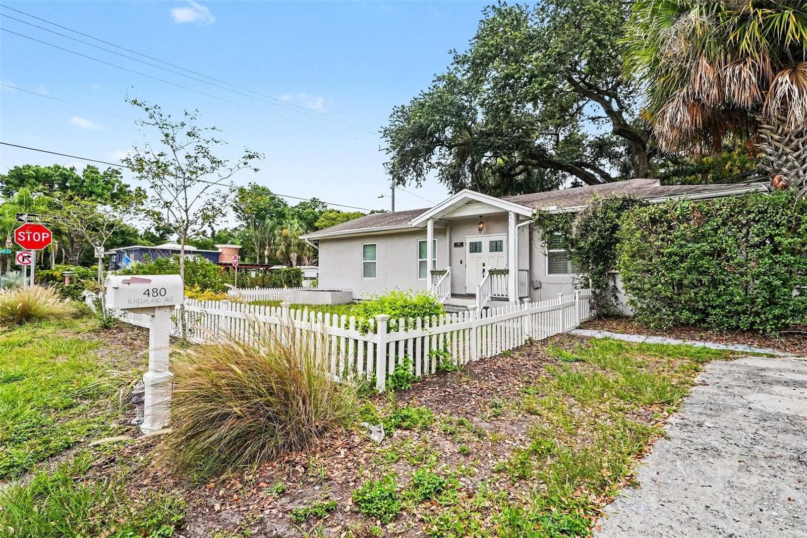 4809 N Highland Ave photo 2