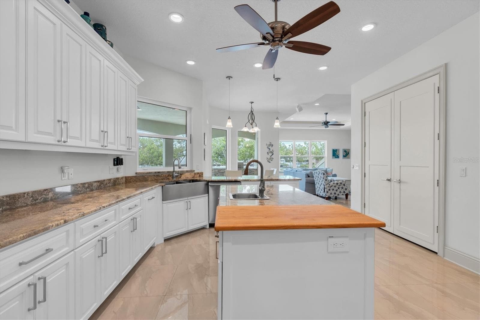 811 Birdie Way photo 5