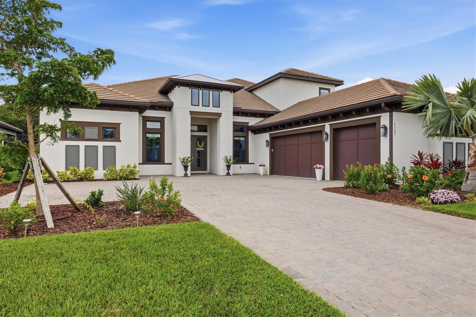 9463 Tequila Sunrise Dr photo 3