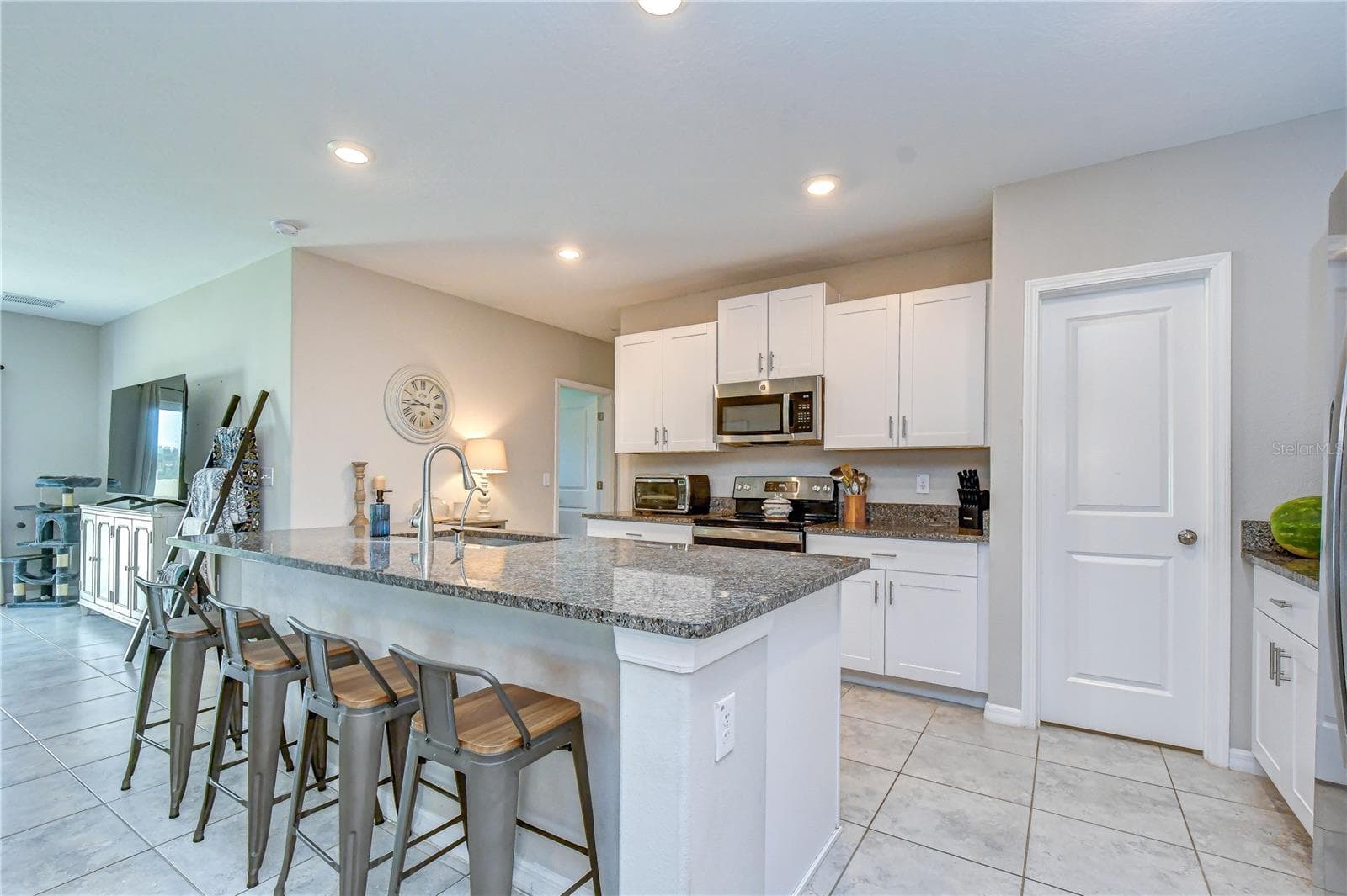 17917 Cloudless Bliss Dr photo 4