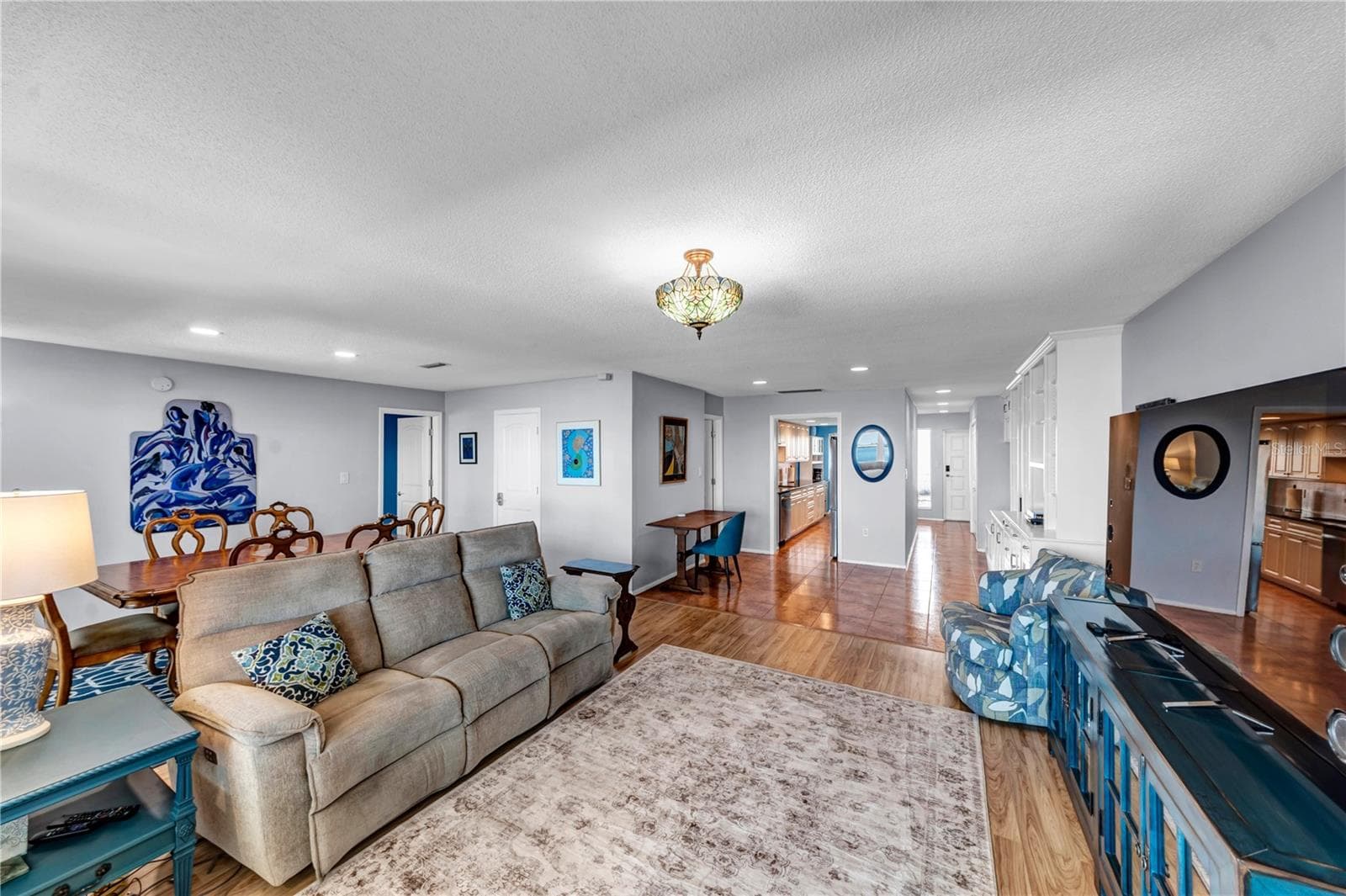 622 Edgewater Dr #823 photo 5