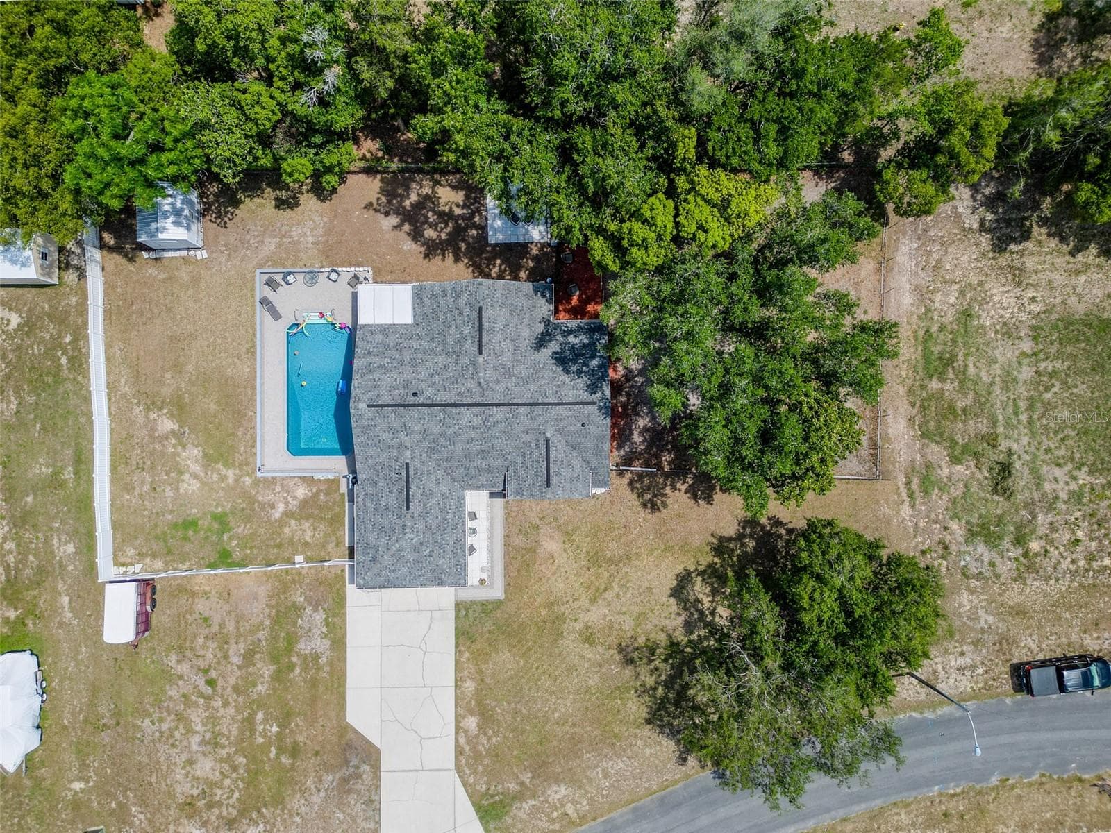 12090 Venice Dr photo 4
