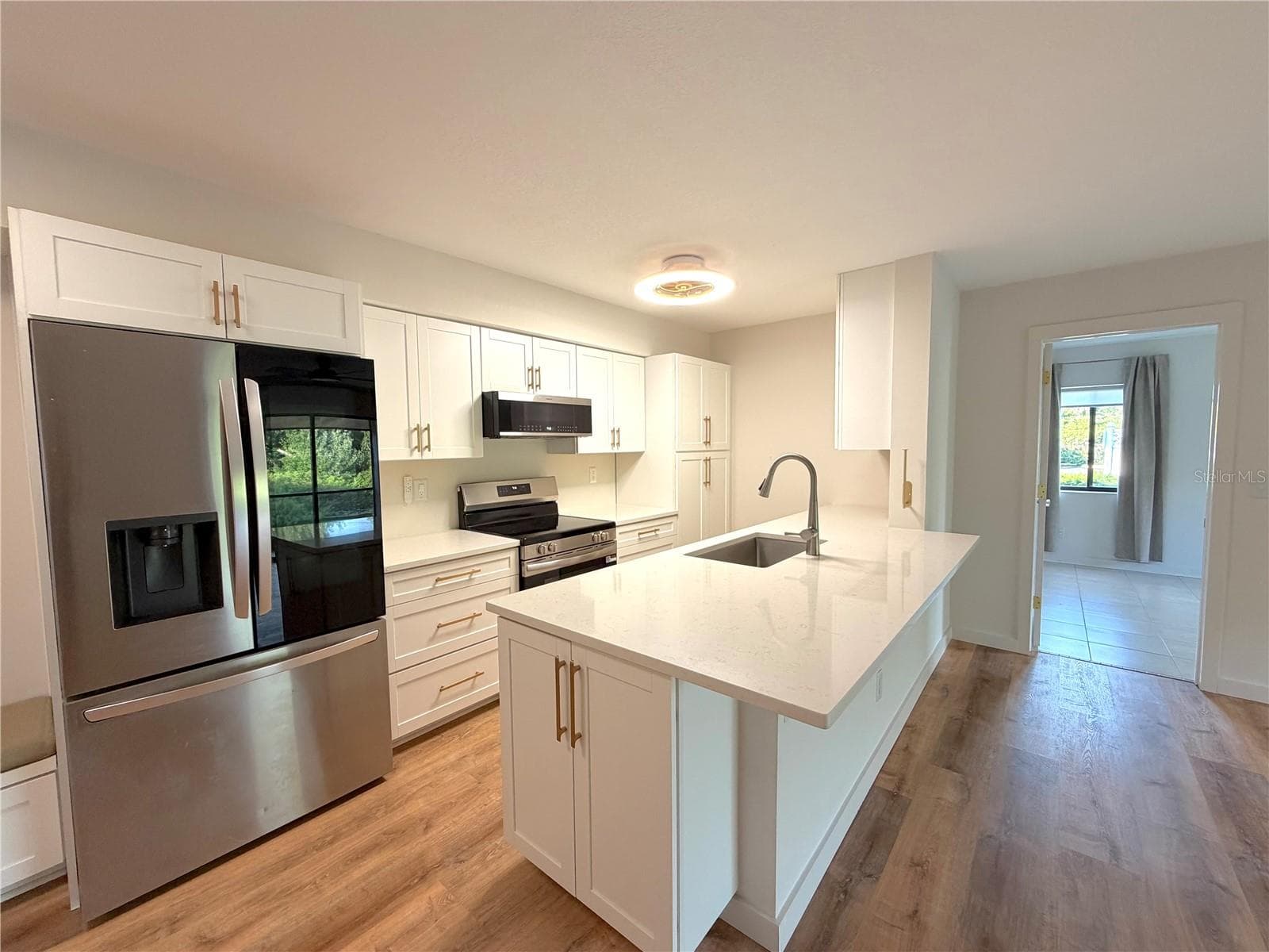 2067 Hunters Glen Dr #312 photo 4