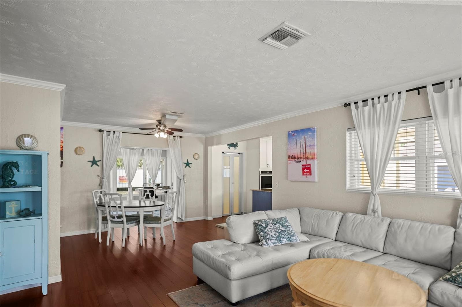 1121 Sunnydale Dr photo 3